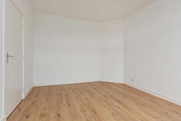 Medium property photo - Deimanstraat 309, 2522 BK Den Haag